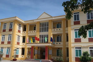 Bắt giữ cán bộ Hội đồng bồi thường GPMB huyện Nghi Lộc