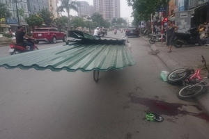 Khởi tố vụ cháu bé 10 tuổi bị tôn cứa cổ tử vong