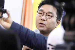 BLV Hàn Quốc: Việt Nam thắng Malaysia 2-1