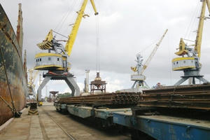 Vì sao cần tuyến đường sắt mới Lào Cai - Hải Phòng?