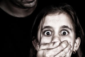 Chấn động: Bé gái 11 tuổi ở Yên Bái, 5 lần bị "yêu râu xanh" hàng xóm xâm hại tình dục