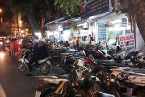 Địa ốc 7AM: Hàng loạt điểm trông giữ xe không phép, mua nhà tiền tỉ nhưng bị người lạ vào “nhảy dù”