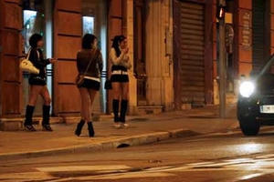 Sinh viên bán dâm đâu dễ phát hiện mà xử lý