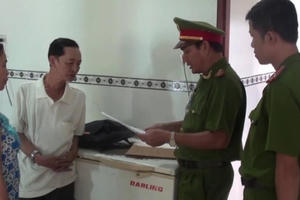 Bình Thuận: Phát hiện cơ sở giò chả trộn chất gây ung thư dạ dày, gan