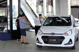 Tin kinh tế 6AM: Ô tô tăng giá sau khi chốt giảm 50% lệ phí trước bạ; Giá vàng vững vàng trên đỉnh cao