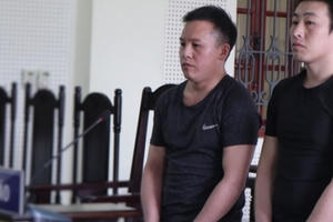 Hai anh em cùng đi tù vì hám món lợi 1 triệu đồng