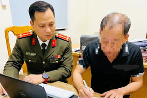 Đưa thông tin xúc phạm ứng cử viên HĐND tỉnh lên mạng, 2 người bị xử phạt