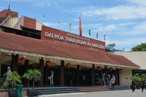 Cử tri bức xúc việc phải mua quách mới được hỏa táng ở Đài hóa thân Văn Điển