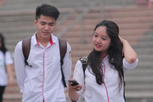 Ngày đầu thi THPT quốc gia 2017: Gần 4.000 thí sinh bỏ thi, 50 thí sinh vi phạm quy chế