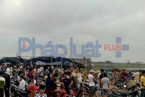 Nam Định: 3 học sinh mất tích sau khi tắm biển