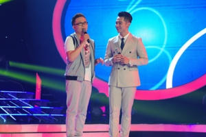 Phù thủy giọng hát Mai Quốc Việt xuất hiện trên sân khấu Gương mặt thân quen