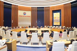 Cán bộ không sử dụng xe công đi lễ hội, chúc tết đầu xuân trong giờ hành chính