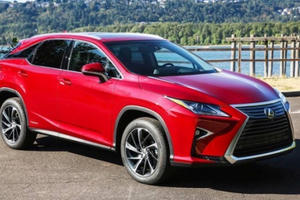 Chạy cố khi xe gần hết xăng, có ngày gặp hoạ