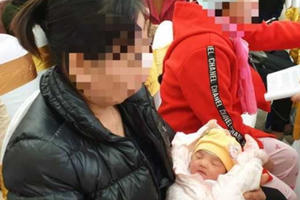 Em bé thứ 100 ra đời bằng phương pháp thụ tinh ống nghiệm ở BV Sản nhi Quảng Ninh