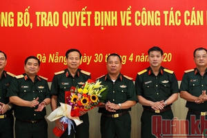 Đại tá Hứa Văn Tưởng được bổ nhiệm giữ chức vụ Phó Tư lệnh Quân khu 5 Đại tá Hứa Văn Tưởng được bổ nhiệm giữ chức vụ Phó Tư lệnh Quân khu 5