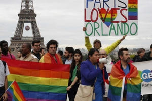 Thế giới tưởng niệm nạn nhân vụ xả súng tại Orlando, Mỹ