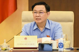 Chủ tịch Quốc hội: Dịch căng, xét nghiệm kém, lại "né" mua sắm vì sợ sai!