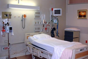 Sau Bắc Giang, Sun Group hỗ trợ Bắc Ninh 50 tỷ lắp đặt Trung tâm Hồi sức tích cực