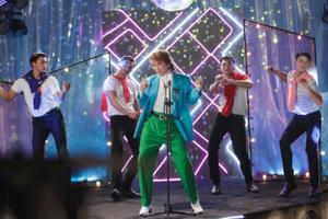 Mr. Đàm rủ hội nghệ sĩ độc thân cùng đóng MV “Một mình có sao đâu" gây mưa gió