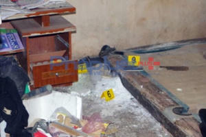 Tự chế pháo nổ tại nhà, 3 cháu nhỏ thương vong