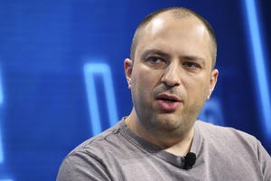 CEO WhatsApp muốn rời Facebook