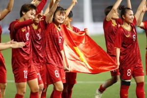 Đội tuyển nữ Việt Nam được thưởng hơn 8 tỷ đồng sau tấm HCV SEA Games
