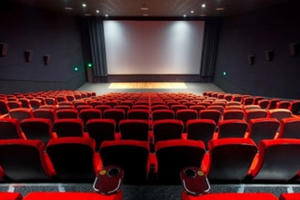 Quảng Ninh tiếp tục tạm dừng các cơ sở làm đẹp, hoạt động biểu diễn nghệ thuật, rạp chiếu phim