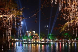 Mách bạn 5 địa điểm vui chơi Noel lý tưởng ở Hà Nội