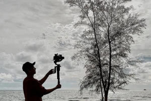 Nghề 'hot' hái ra tiền