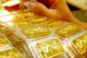 Giá vàng hôm nay 22/4: Tiếp tục lao dốc