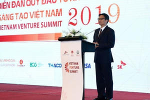 Phó Thủ tướng Vũ Đức Đam: 'Cần những đột phá mạnh mẽ trong phát triển công nghệ thông tin' Phó Thủ tướng Vũ Đức Đam: 'Cần những đột phá mạnh mẽ trong phát triển công nghệ thông tin'