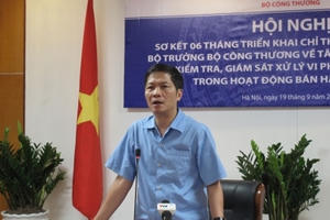 Kinh tế Plus/24h: Ngày vui cho vàng và xăng