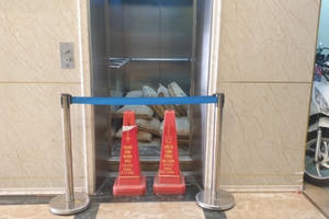 Hà Nội: "Góc khuất" vụ thang máy chung cư rơi từ tầng 5