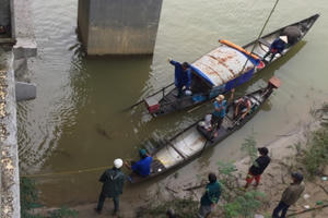 Nam sinh lớp 11 nhắn tin xin lỗi gia đình rồi gieo mình xuống sông Hương