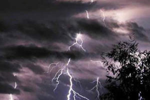 Dịch bệnh chưa qua, thiên tai đã tới Dịch bệnh chưa qua, thiên tai đã tới