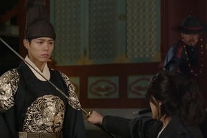 Phim Mây Họa Ánh Trăng tập 16: Thái tử Lee Young bị ép phải giết Ra On