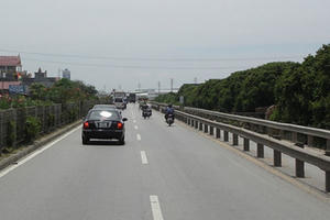 Điều tra chất lượng kỹ thuật dải phân cách Quốc lộ 5A