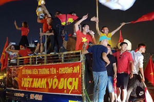 Cổ động viên sang Malaysia cổ vũ nên hạn chế đến quảng trường Merdeka Cổ động viên sang Malaysia cổ vũ nên hạn chế đến quảng trường Merdeka