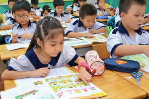 Góp ý chương trình GDPT tổng thể: Vẫn coi phân luồng bằng… phân ban!