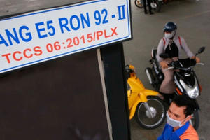 Slide - Điểm tin thị trường: Kiến nghị 'khai tử' xăng RON 95