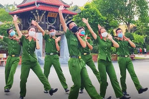 Sinh viên Học viện Cảnh sát nhân dân gây “bão” với vũ điệu “Tôi đi bầu cử”