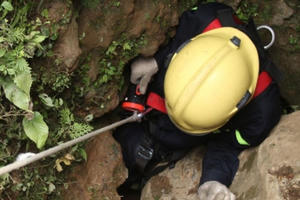 Nổ mìn lấp hang Nước sau vụ tìm được 3 thi thể phu vàng