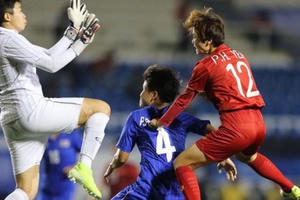 Gay cấn tranh vé World Cup giữa Việt Nam với Thái Lan