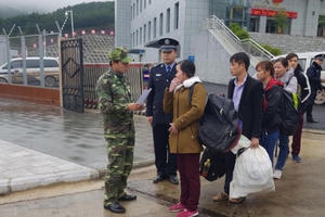 Bi kịch 'lao động chui' sang Trung Quốc Bi kịch 'lao động chui' sang Trung Quốc