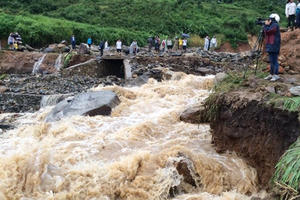 Dự báo thời tiết ngày 7/12: Miền Trung có mưa lớn, nguy cơ xảy ra lũ quét cao