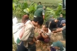 Hãi hùng trước cảnh hàng chục thanh niên tụ tập chích thuốc tập thể ở Lào Cai