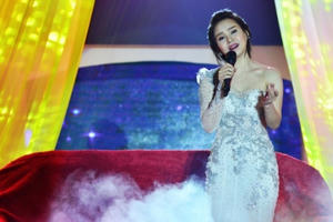 Bảo Yến say đắm, thổn thức với Chiếc lá cuối cùng