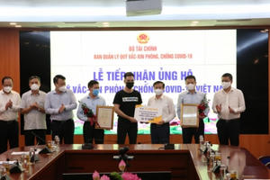 Dự án Thế hệ S (S-Generation) trao 20 tỷ đồng quyên góp cho Quỹ vắc-xin Covid-19