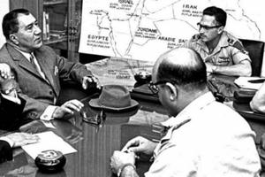 Vì sao Israel - Iran từ bạn thân trở thành kẻ thù 'không đội trời chung'?