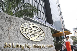 Biznews: Vinaconex huy động 2.200 tỷ đồng trái phiếu cho dự án ở Cát Bà; Vàng khó lấy lại đà tăng giá